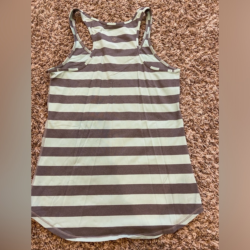Lululemon tank top